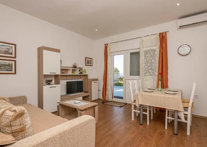 Apartment 1 Bedroom Awesome In *